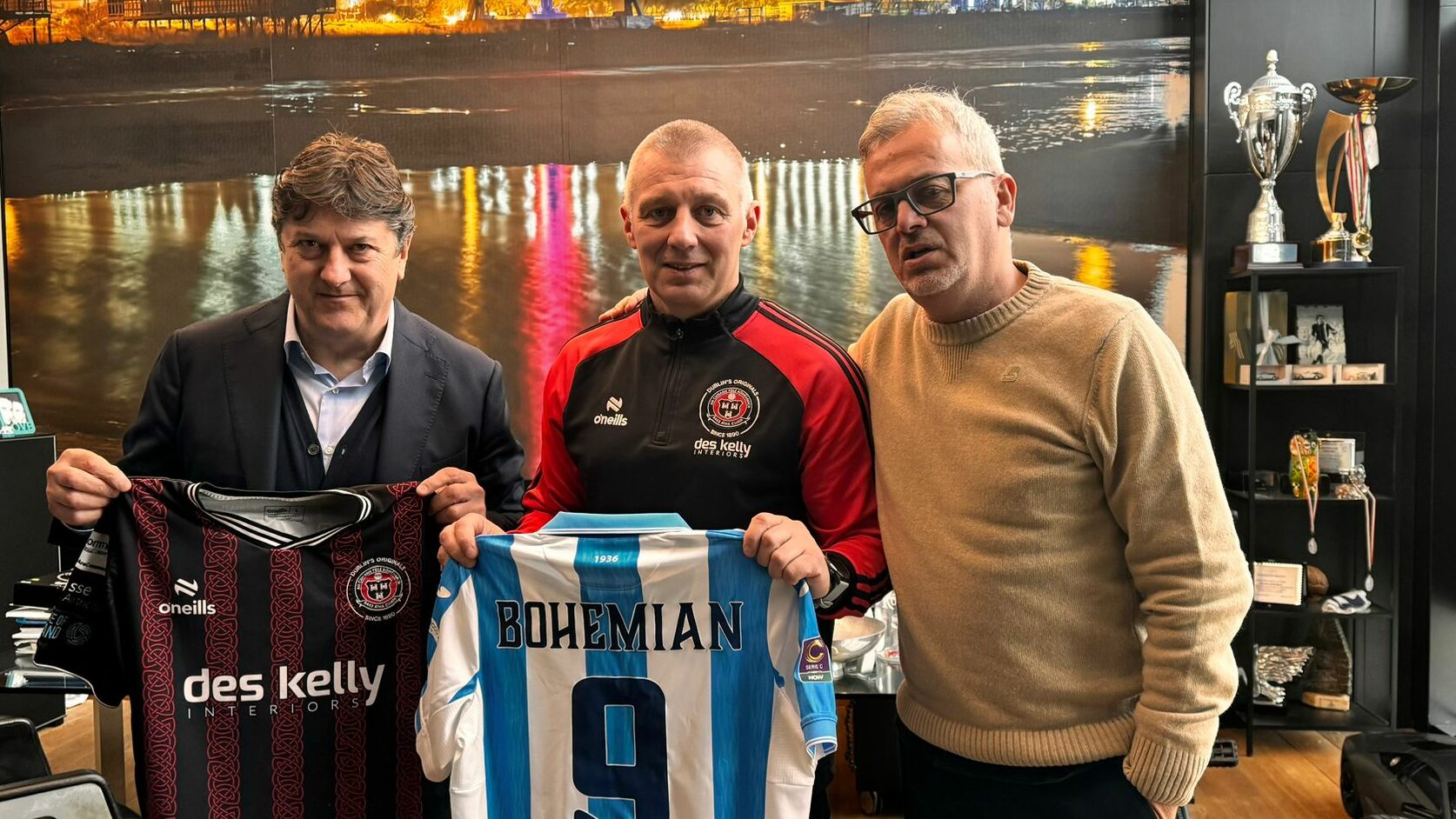 Pescara dà il benvenuto ai giovani irlandesi del Bohemians FC